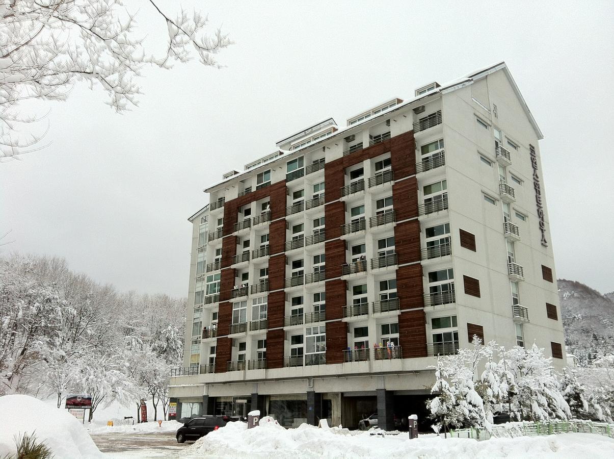 Coop Sweet House Pyeongchang Hotel Kültér fotó