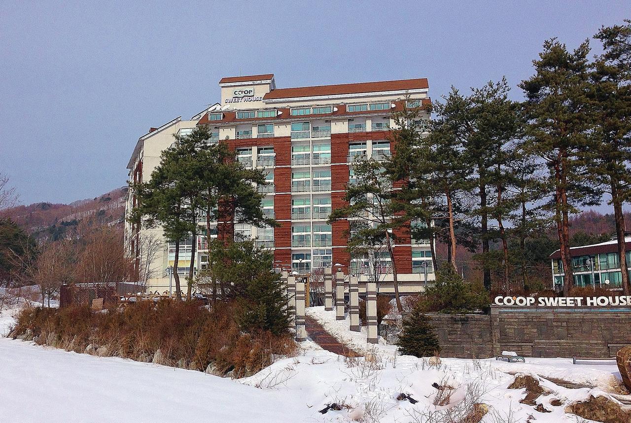 Coop Sweet House Pyeongchang Hotel Kültér fotó